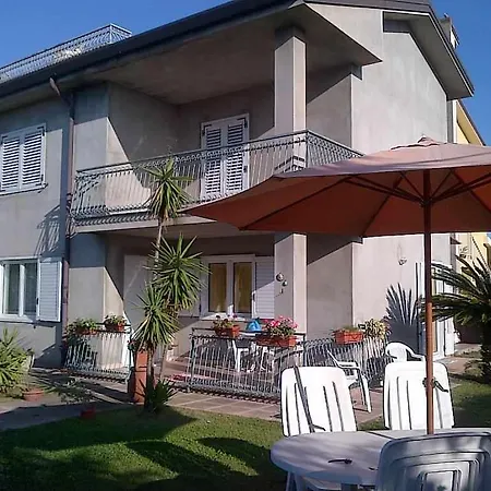 Konukevi Bb Ogliastra Tortolì